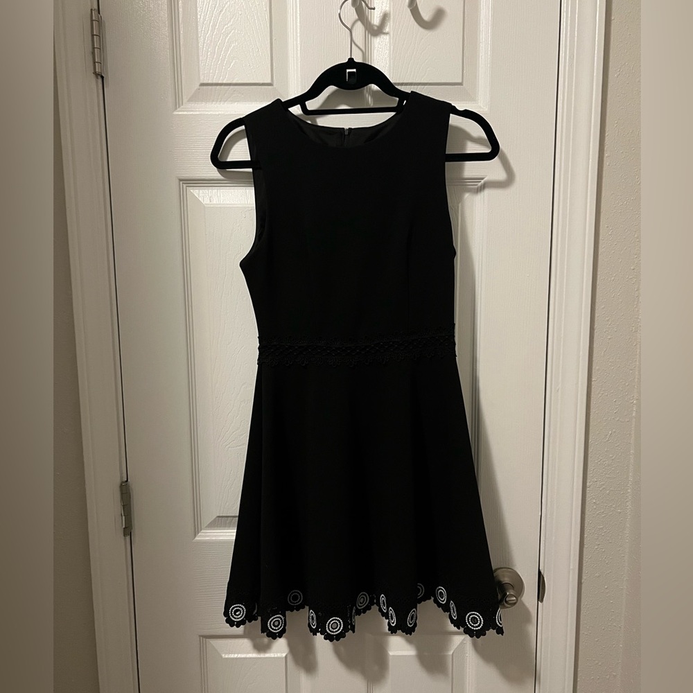 Macy’s Dress - Size 6